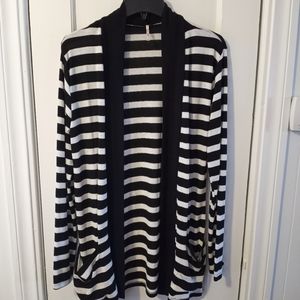 Black And White Striped Long Cardigan Junior Women's Size Large